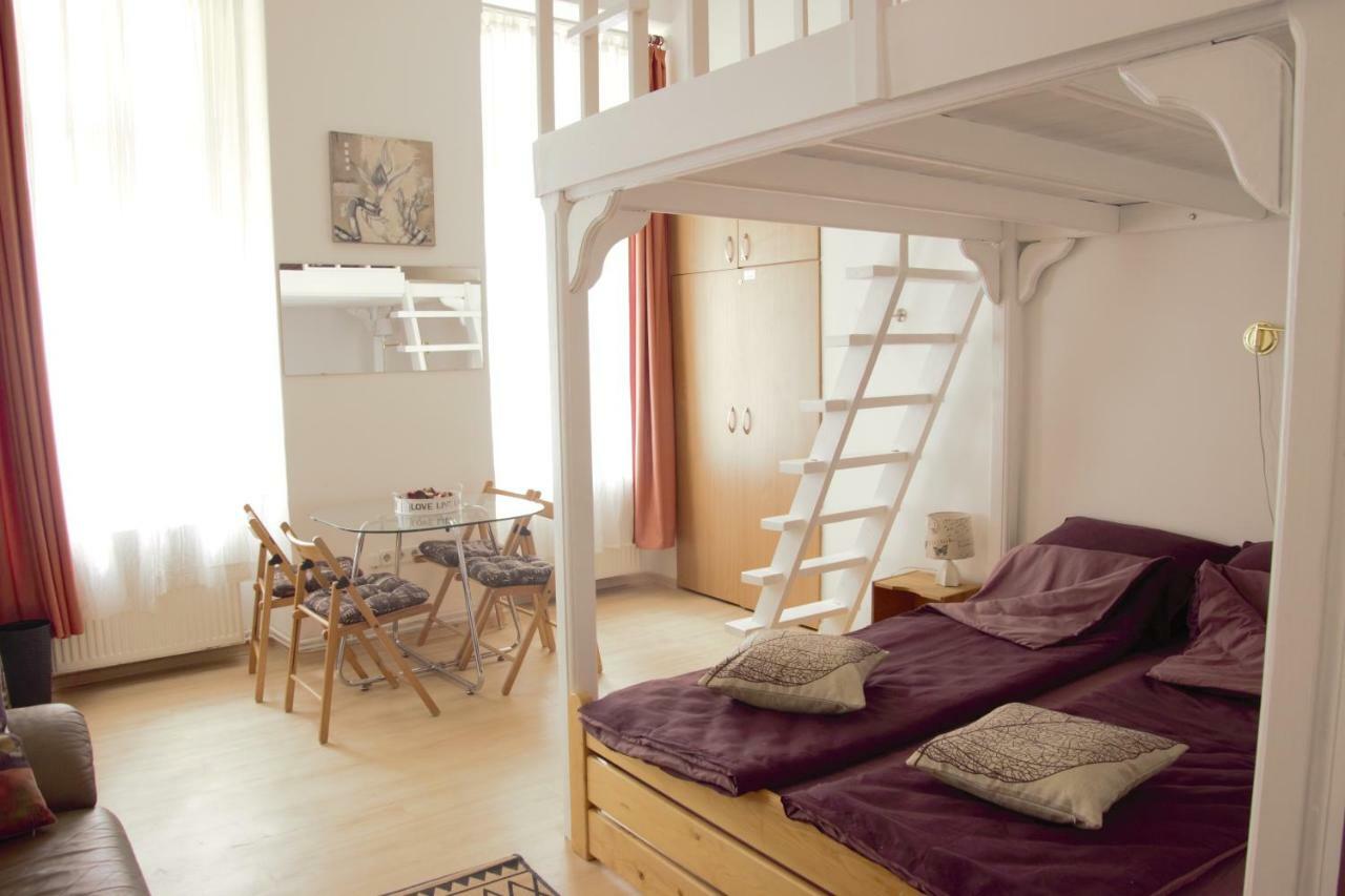 Abc Apartment Будапеща Екстериор снимка